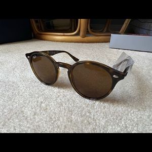 Rayban sunglasses BRAND NEW